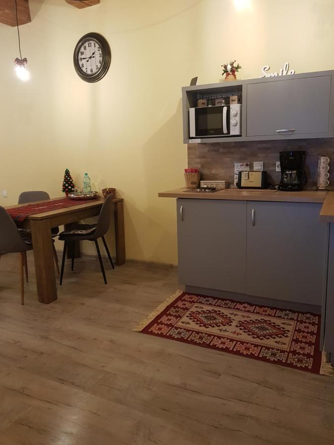 Appartement Weiss House à Braşov Extérieur photo