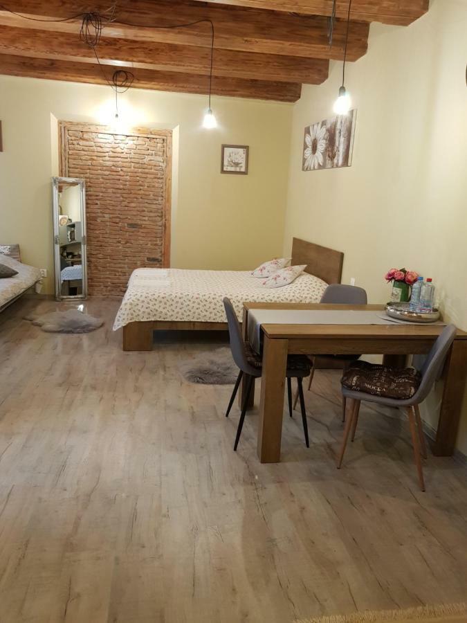 Appartement Weiss House à Braşov Extérieur photo